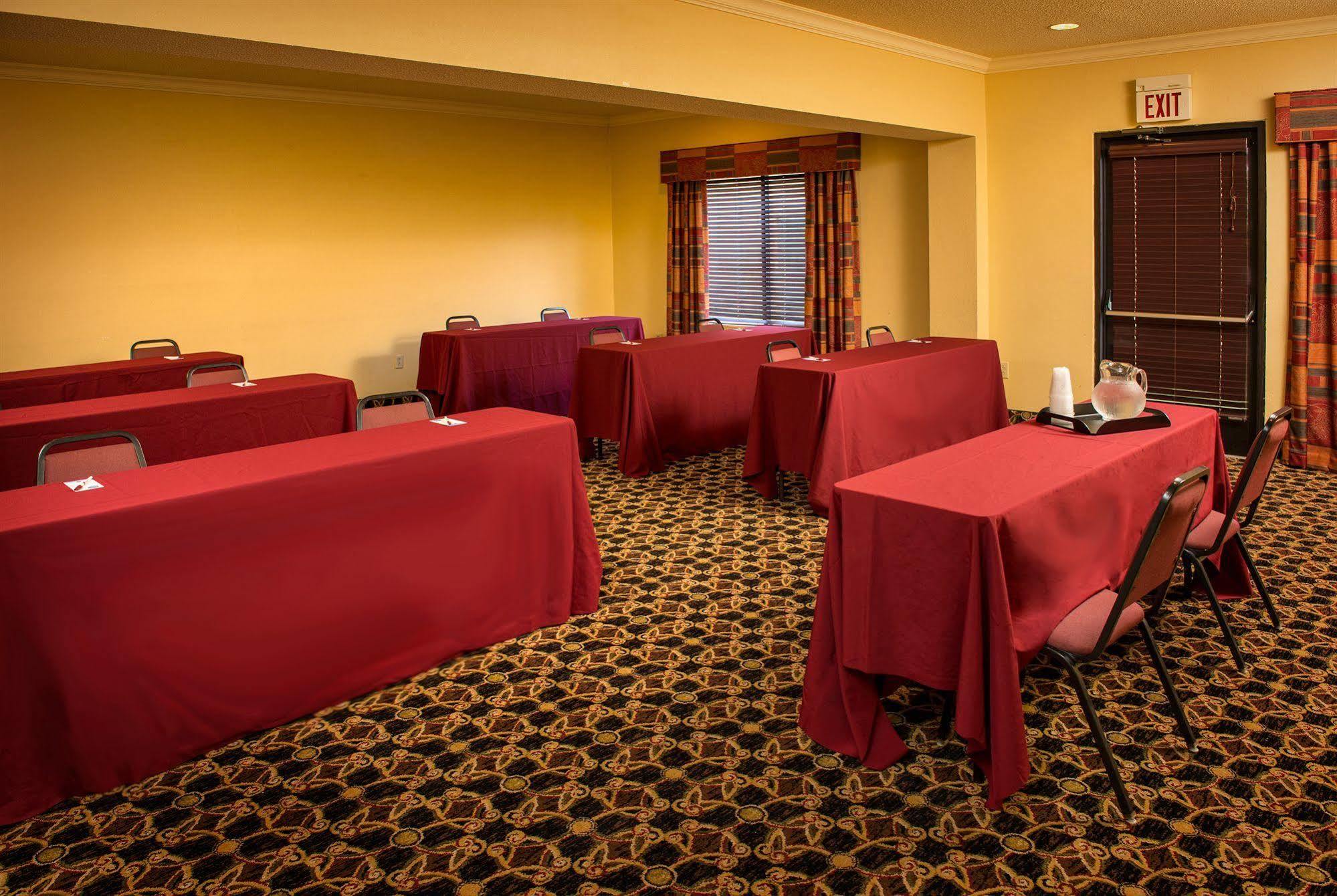 普雷斯顿斯堡西舒适套房酒店 Prestonsburg 外观 照片